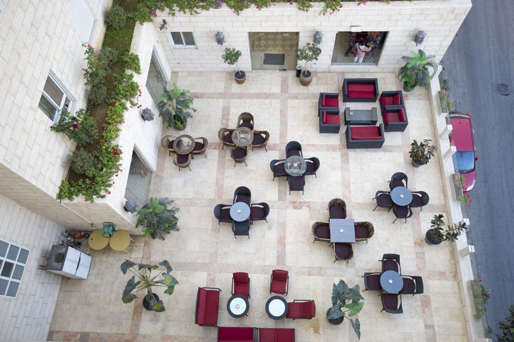 Angel Hotel Вифлеем Экстерьер фото