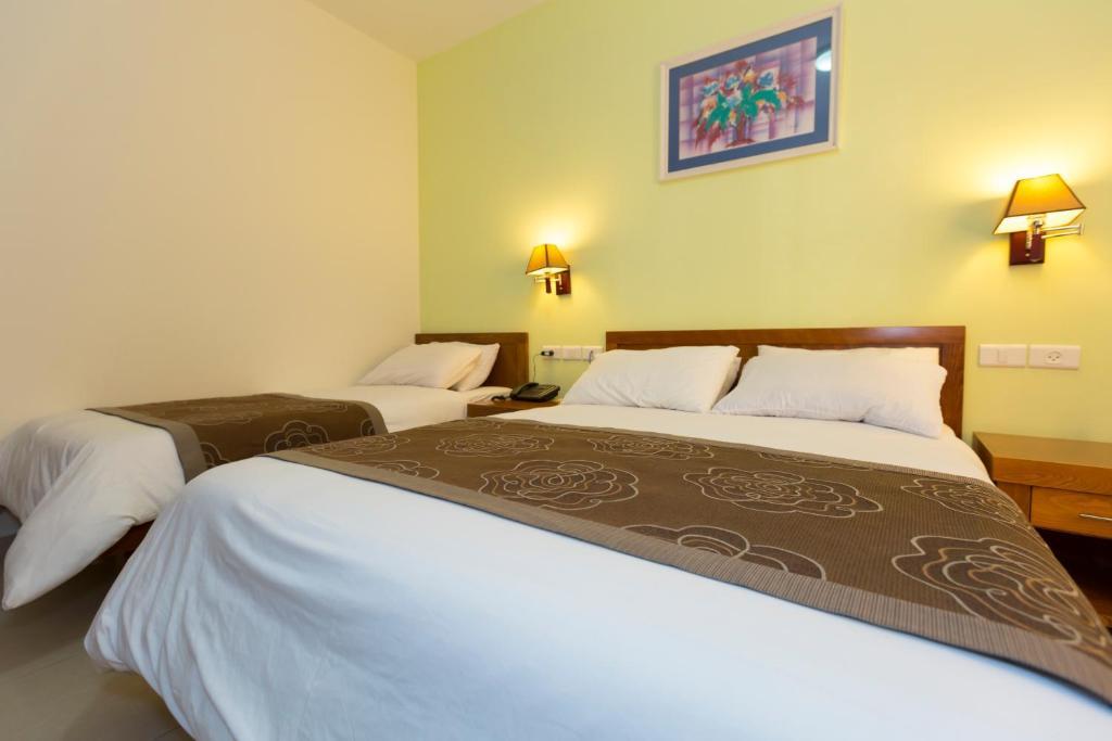 Angel Hotel Вифлеем Экстерьер фото