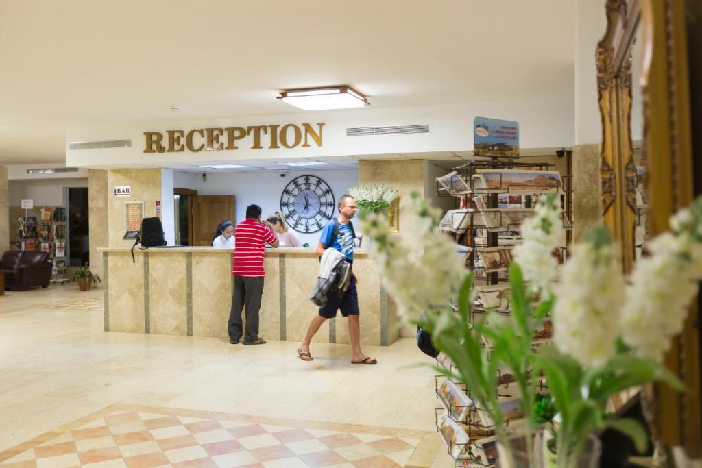 Angel Hotel Вифлеем Экстерьер фото