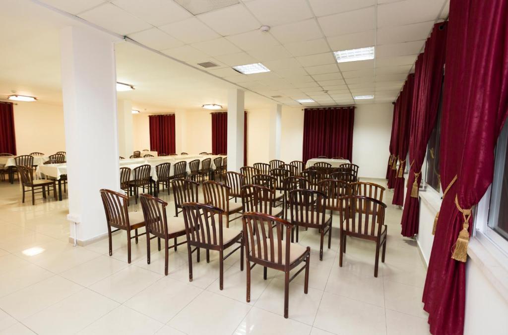 Angel Hotel Вифлеем Экстерьер фото